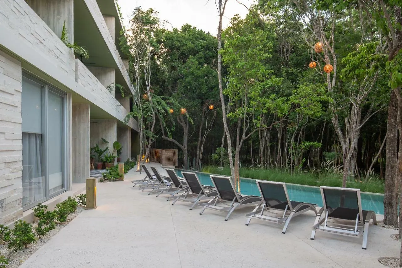 Aparthotel Attha Cenote Luxury Condo Tulum